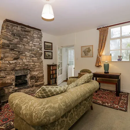 Longlands Groom's Quarters 別荘 *
